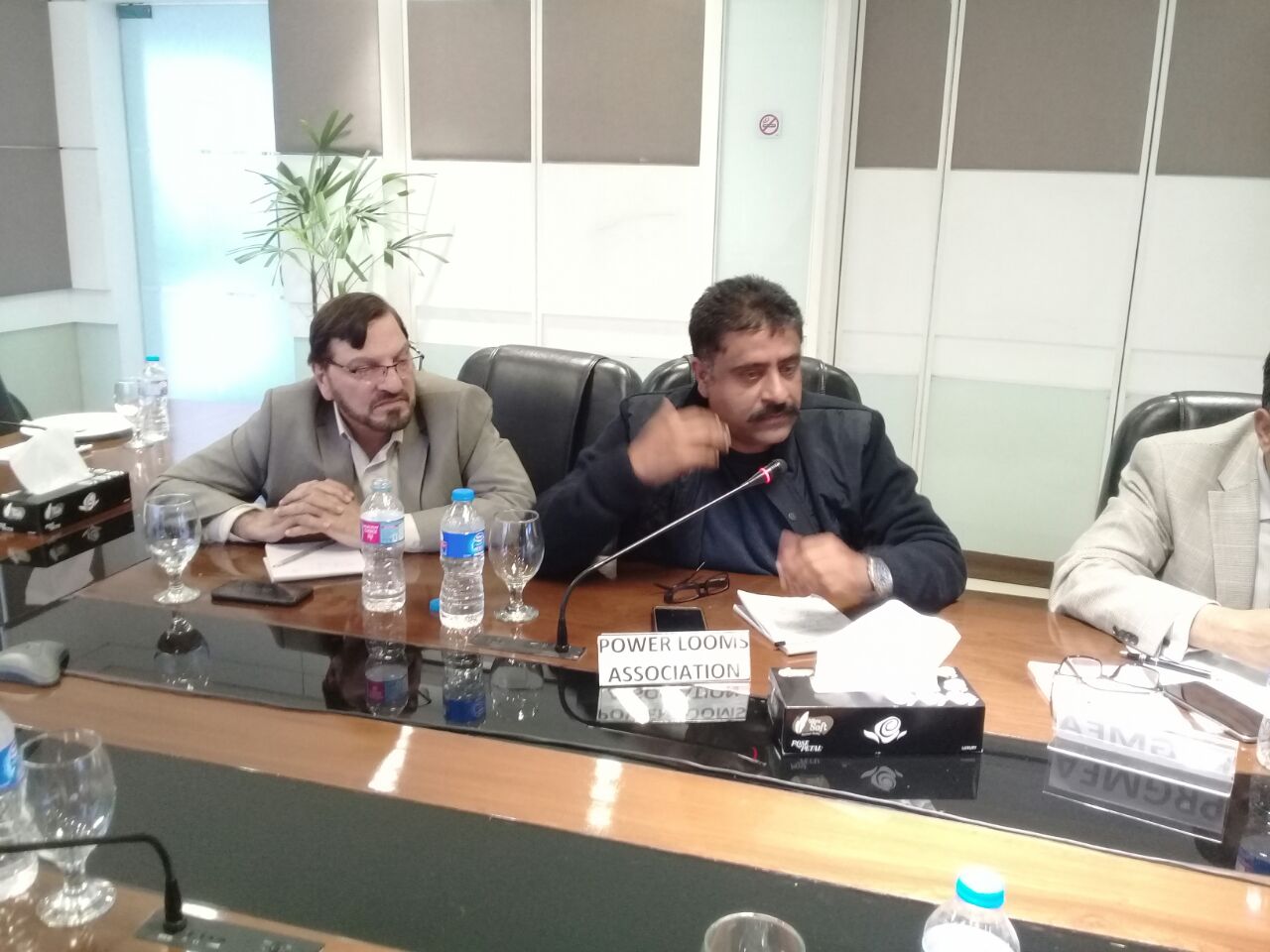 https://aptma.org.pk/wp-content/uploads/2021/10/Joint-Meeting-of-the-Textile-Industry-Associations-28.jpg