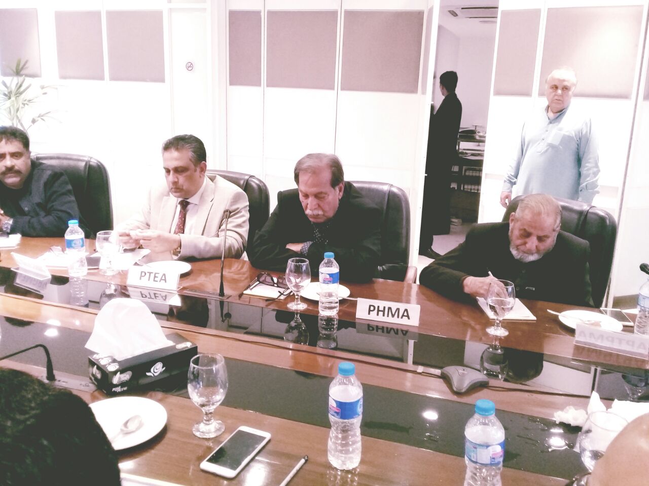 https://aptma.org.pk/wp-content/uploads/2021/10/Joint-Meeting-of-the-Textile-Industry-Associations-42.jpg